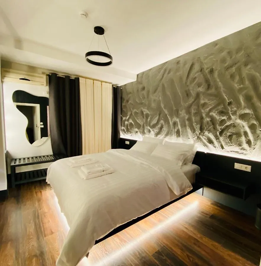 Tirana Central Rooms 0*,  Albanien